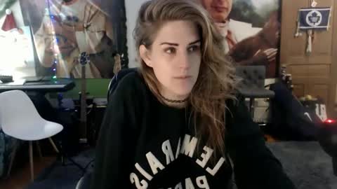 Snapshot of katiecutie_5 chatting on February 14, 2025, 5:09 am Katie online show from February 14, 2025, 5:09 am
