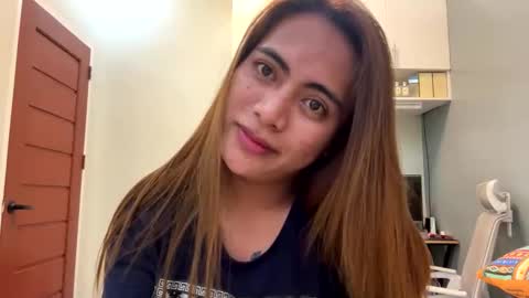 katiefrox  online show from January 24, 2025, 9:28 am