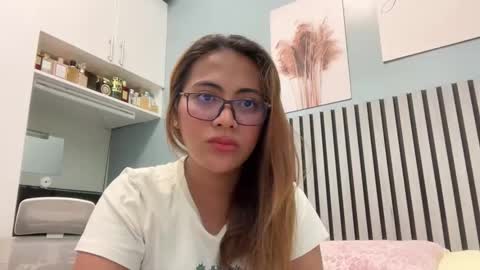 katiefrox  online show from September 9, 2025, 6:35 am