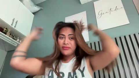 katiefrox  online show from October 30, 2025, 1:51 am