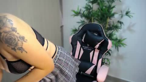 Snapshot of katiejane_ chatting on June 13, 2026, 10:57 am Katie Jane online show from June 13, 2026, 10:57 am