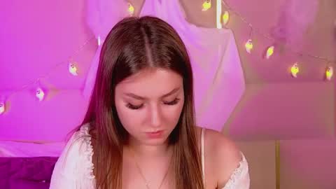 Snapshot of katiereeves chatting on October 30, 2025, 5:13 pm katiereeves online show from October 30, 2025, 5:13 pm