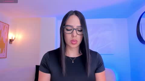 Kate Stonne online show from February 8, 2026, 5:27 pm