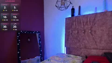 Snapshot of katiie_m chatting on October 22, 2025, 12:16 pm Katie online show from October 22, 2025, 12:16 pm