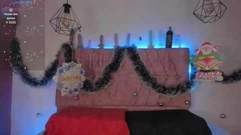 Snapshot of katiie_m chatting on November 29, 2025, 11:35 am Katie online show from November 29, 2025, 11:35 am