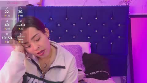 Snapshot of katiie_m chatting on July 8, 2026, 6:56 pm Katie online show from July 8, 2026, 6:56 pm
