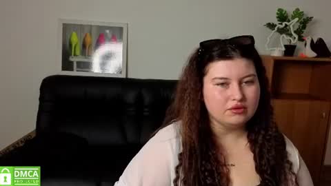 Snapshot of katina_deeplou4 chatting on July 17, 2026, 5:51 pm Katina online show from July 17, 2026, 5:51 pm