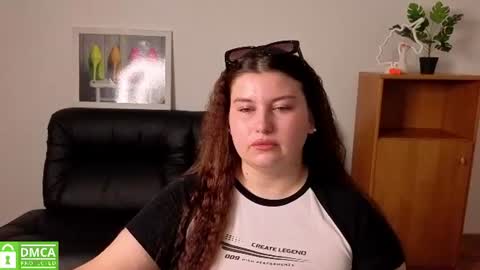 Snapshot of katina_deeplou4 chatting on July 23, 2026, 1:58 am Katina online show from July 23, 2026, 1:58 am