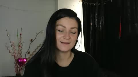 katalina online show from March 6, 2025, 8:16 pm