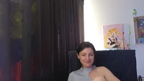 katalina online show from September 15, 2025, 8:42 pm