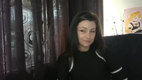 katalina online show from October 1, 2025, 4:35 pm