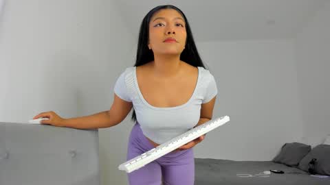 Follow me on instagram and twitter as correaktnees online show from February 13, 2025, 7:45 am