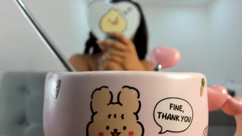 Follow me on instagram and twitter as correaktnees online show from September 9, 2025, 5:40 am