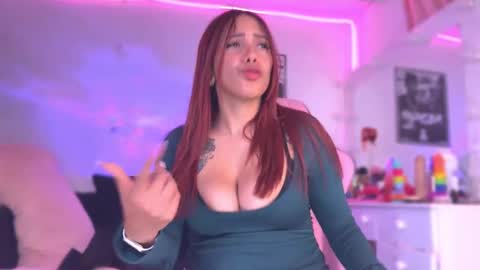 katrinaa__ online show from January 25, 2025, 5:07 am