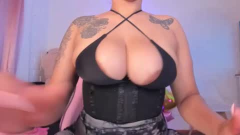 katrinaa__ online show from March 10, 2025, 2:50 am