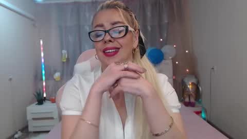katrinacharm online show from October 8, 2025, 7:17 am