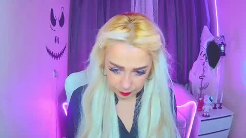 Snapshot of katrinacharm chatting on November 2, 2025, 7:11 am katrinacharm online show from November 2, 2025, 7:11 am