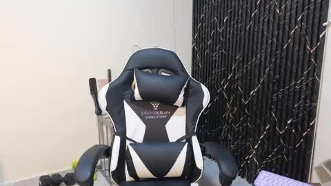 Katt  online show from March 11, 2026, 4:13 pm