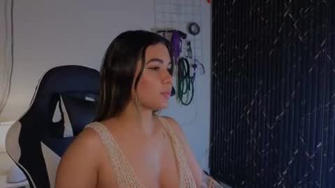 Snapshot of katt_bdsm chatting on June 10, 2026, 5:28 am Katt online show from June 10, 2026, 5:28 am