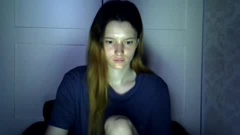 Snapshot of katte_light chatting on June 17, 2026, 1:19 am katte light online show from June 17, 2026, 1:19 am