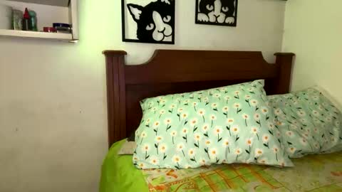 kattia online show from November 6, 2025, 3:18 am