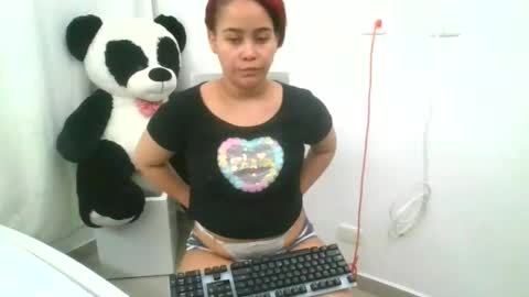 Snapshot of katticloos chatting on February 15, 2025, 5:51 am katticloos online show from February 15, 2025, 5:51 am