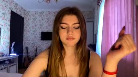 Molly online show from June 16, 2026, 1:03 pm