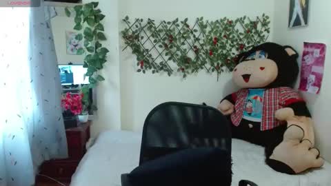 Snapshot of kattleyaeyes chatting on February 16, 2025, 9:48 pm Katy online show from February 16, 2025, 9:48 pm