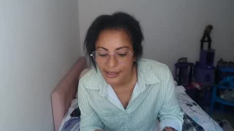 KattleyaGrey online show from July 28, 2026, 3:21 pm