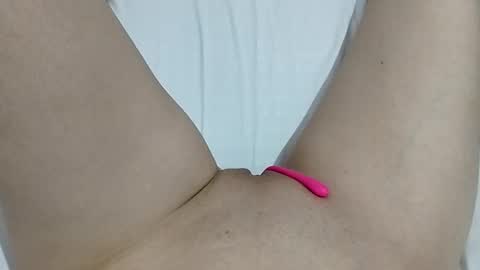 nikitta online show from November 6, 2025, 6:42 pm