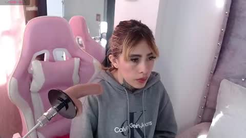 Snapshot of katty_candyy chatting on June 12, 2026, 12:37 pm Katherine online show from June 12, 2026, 12:37 pm