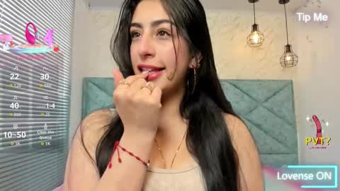 katty_love01 online show from October 13, 2025, 1:55 pm