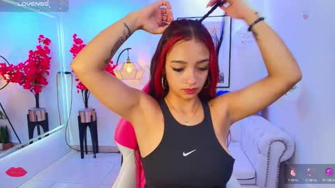 katty_rounds online show from November 18, 2025, 12:31 pm