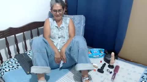 Snapshot of kattydirty144 chatting on May 6, 2026, 2:22 pm angel online show from May 6, 2026, 2:22 pm