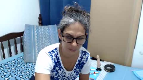 Snapshot of kattydirty144 chatting on May 27, 2026, 4:04 pm angel online show from May 27, 2026, 4:04 pm