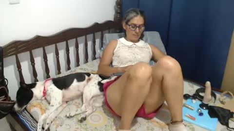Snapshot of kattydirty144 chatting on July 8, 2026, 7:40 pm angel online show from July 8, 2026, 7:40 pm