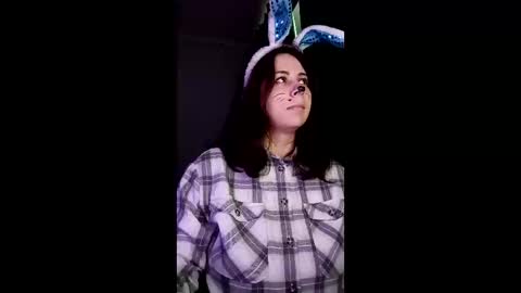 Kattyy Summer online show from April 17, 2026, 1:25 pm