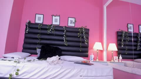 Snapshot of katy_contreras chatting on January 4, 2025, 2:35 pm katy_contreras online show from January 4, 2025, 2:35 pm