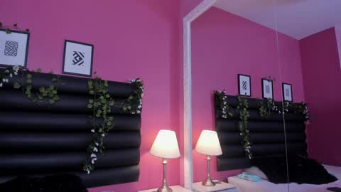 Snapshot of katy_contreras chatting on February 2, 2025, 2:02 pm katy_contreras online show from February 2, 2025, 2:02 pm