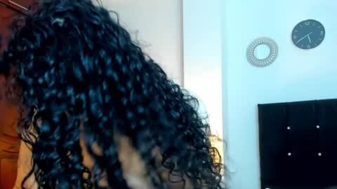 KATYAJHONSS online show from April 5, 2026, 10:40 pm