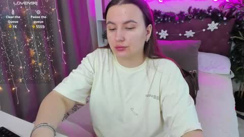 Kate online show from January 12, 2025, 5:13 am