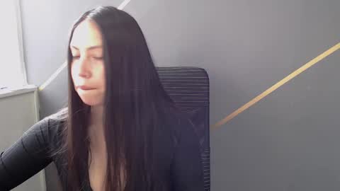 KATY online show from March 5, 2025, 12:33 pm