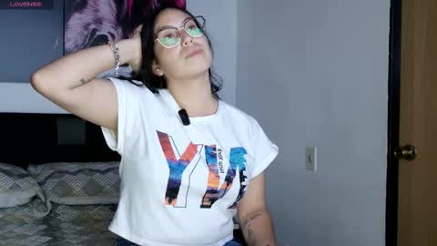 KATY online show from January 6, 2026, 1:09 am