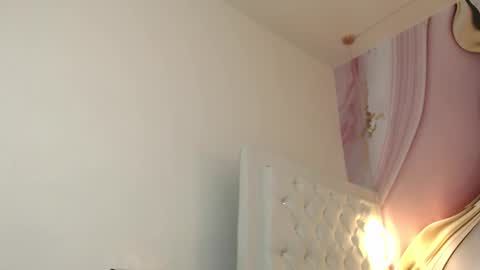 katy  online show from September 25, 2025, 7:17 pm