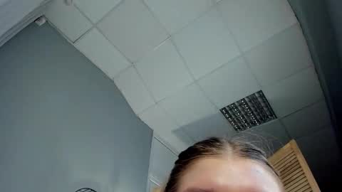 Snapshot of katymeaw chatting on February 3, 2026, 6:22 am katymeaw online show from February 3, 2026, 6:22 am