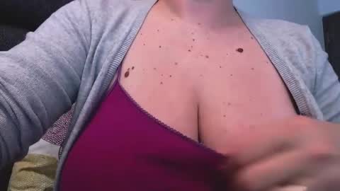 Katy online show from February 7, 2025, 10:19 am