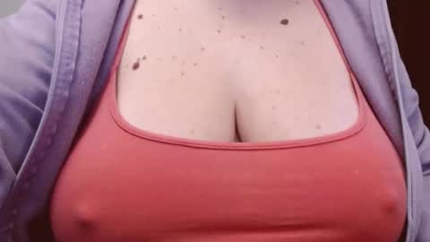 Katy online show from December 3, 2025, 2:41 am