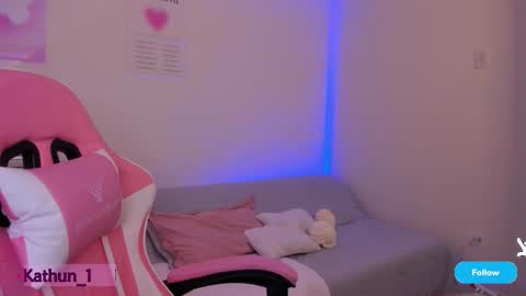 Katy online show from March 12, 2026, 10:05 pm