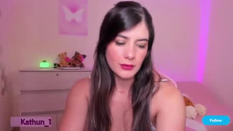 Katy online show from April 20, 2026, 10:55 pm