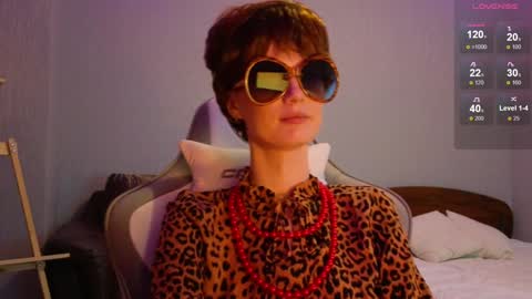 Snapshot of katyskinny chatting on December 17, 2024, 4:21 pm Katy online show from December 17, 2024, 4:21 pm